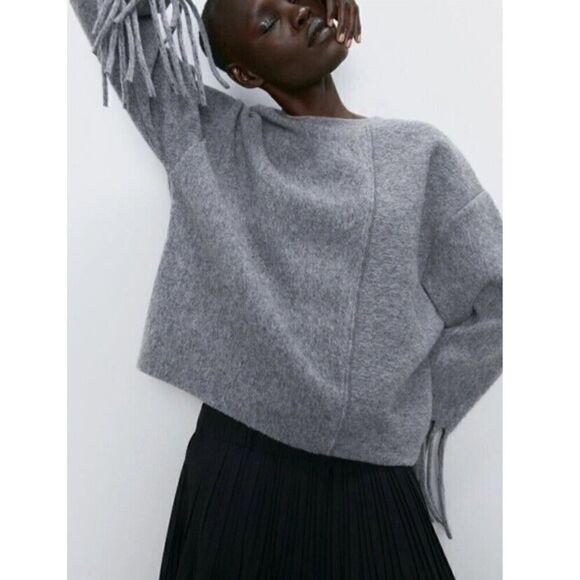 Zara Medium Knit Sweater Women Medium Wool Blend Fringe Long Sleeve gray Medium - Picture 2 of 10